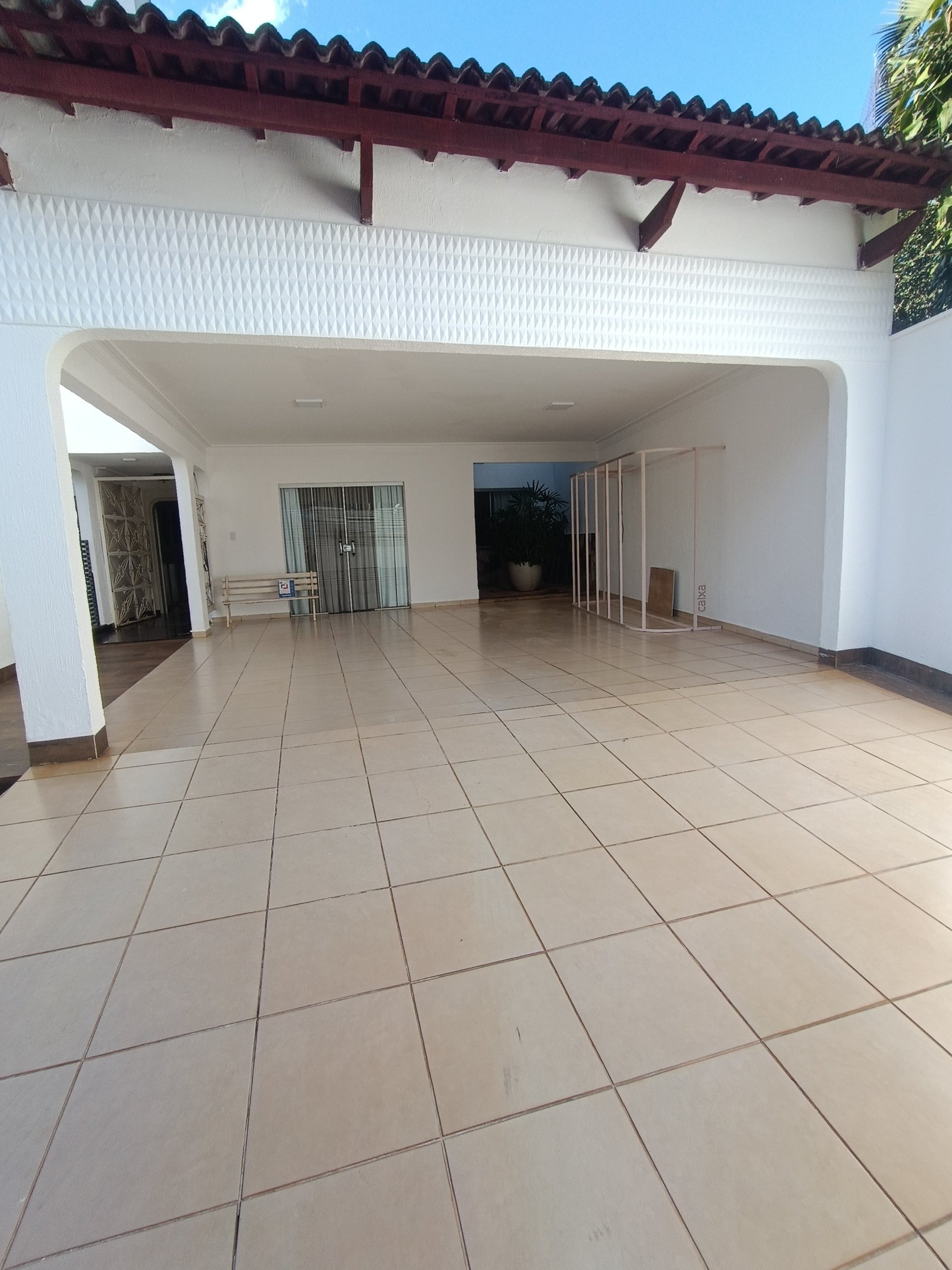 1747956394409-AE07NQ87XGTPqDEo